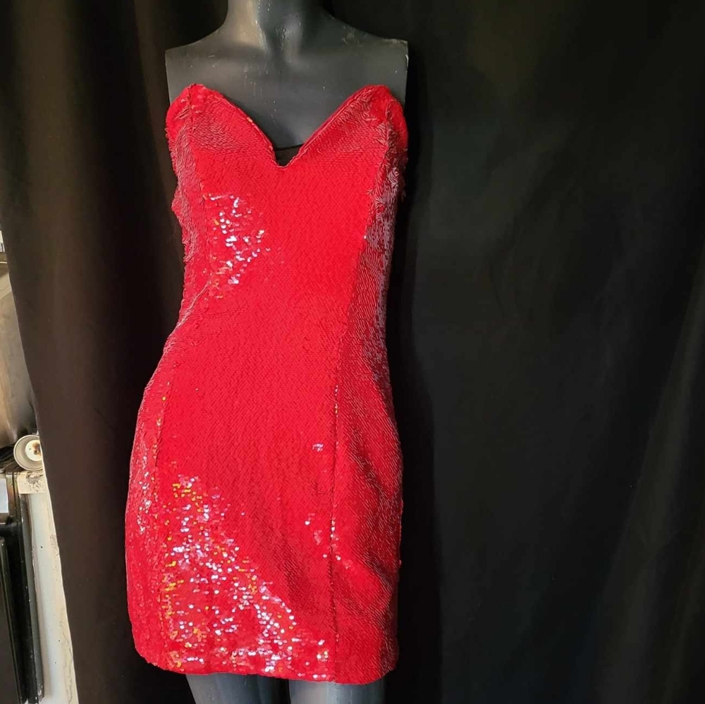 H:ours Red Sequins Minni Dress
